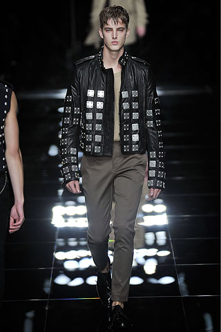 Burberry Prorsum / - 2011